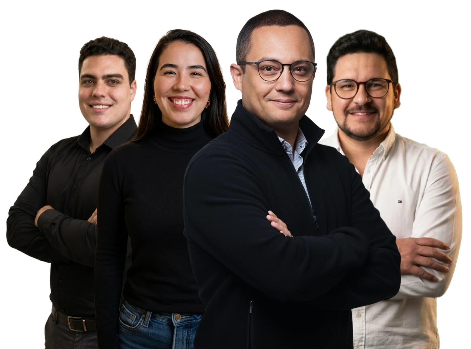 Equipe Metta em pé, braços cruzados