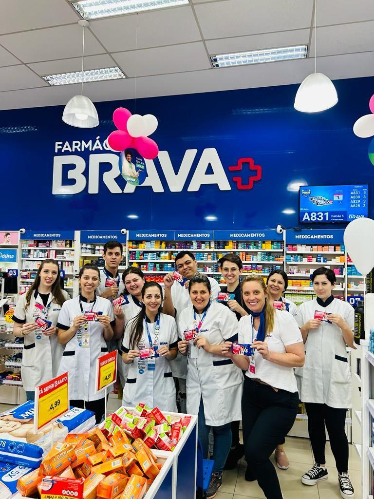 Equipes de loja e de atendimento da rede durante o projeto de Gestão da Meta.